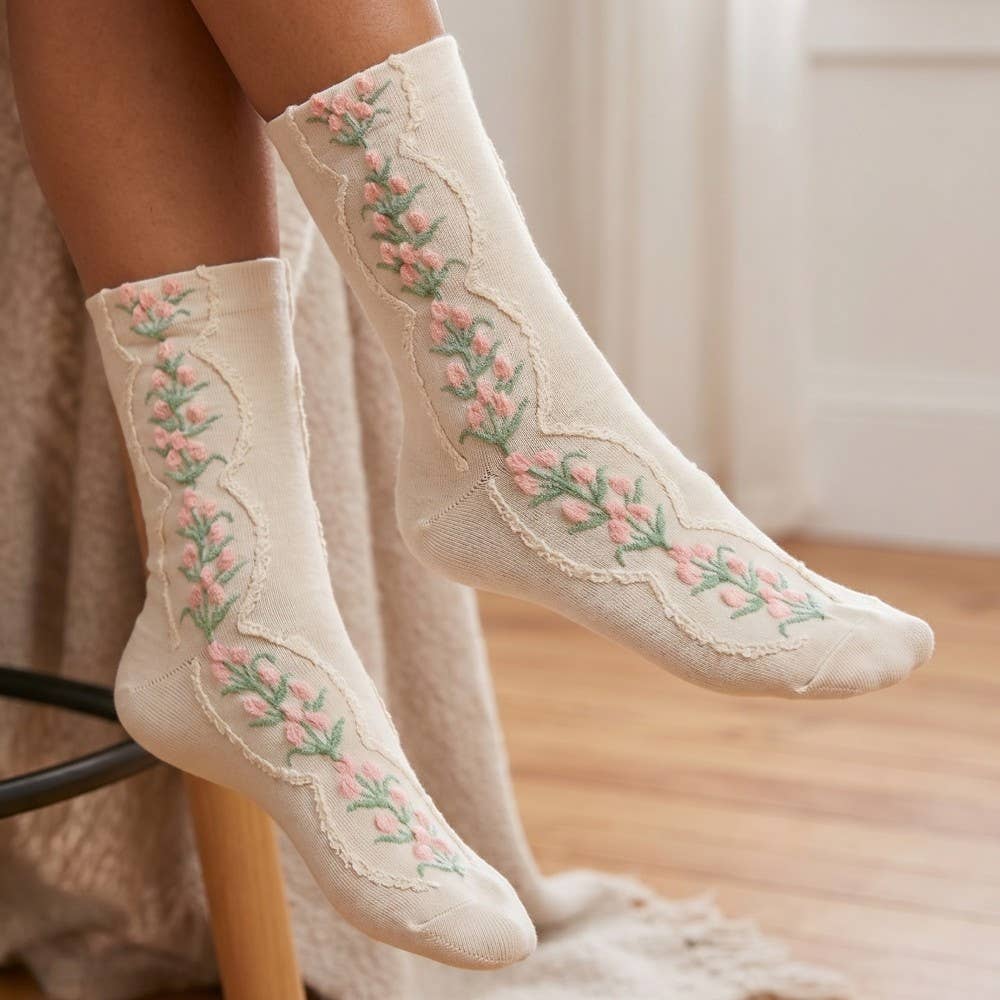 Beige Floral Tulip Vine Embroidered Socks