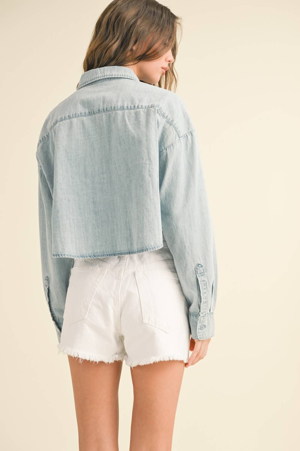MIOU MUSE BUTTONDOWN CROPPED TOP