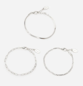 Bizou Set of three silver bracelets with delicate links