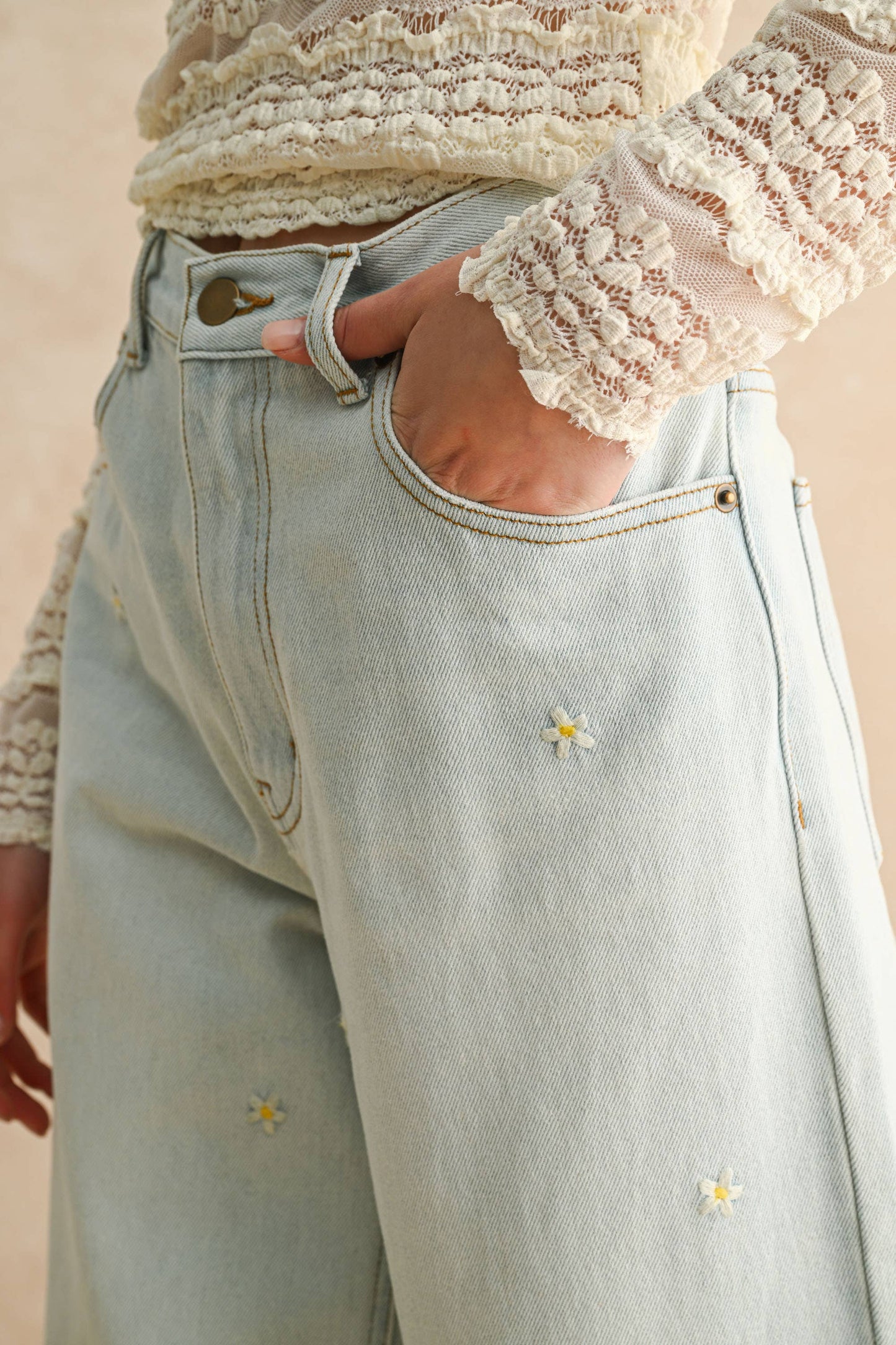 MIOU MUSE FLOWER EMBROIDERY PANT