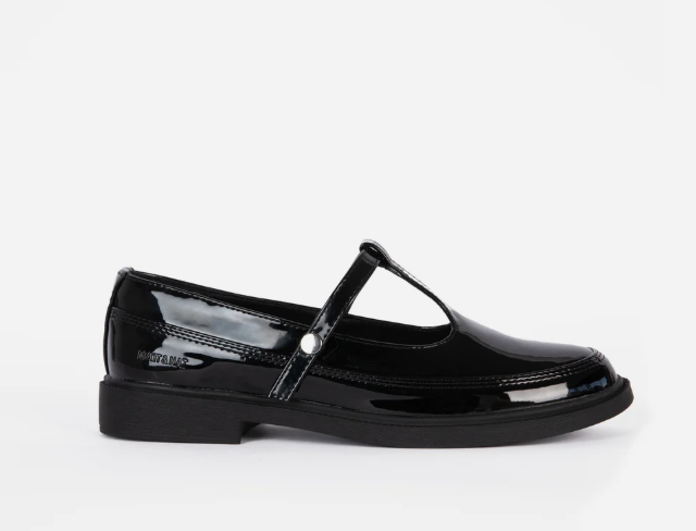 PRIYA Loafers