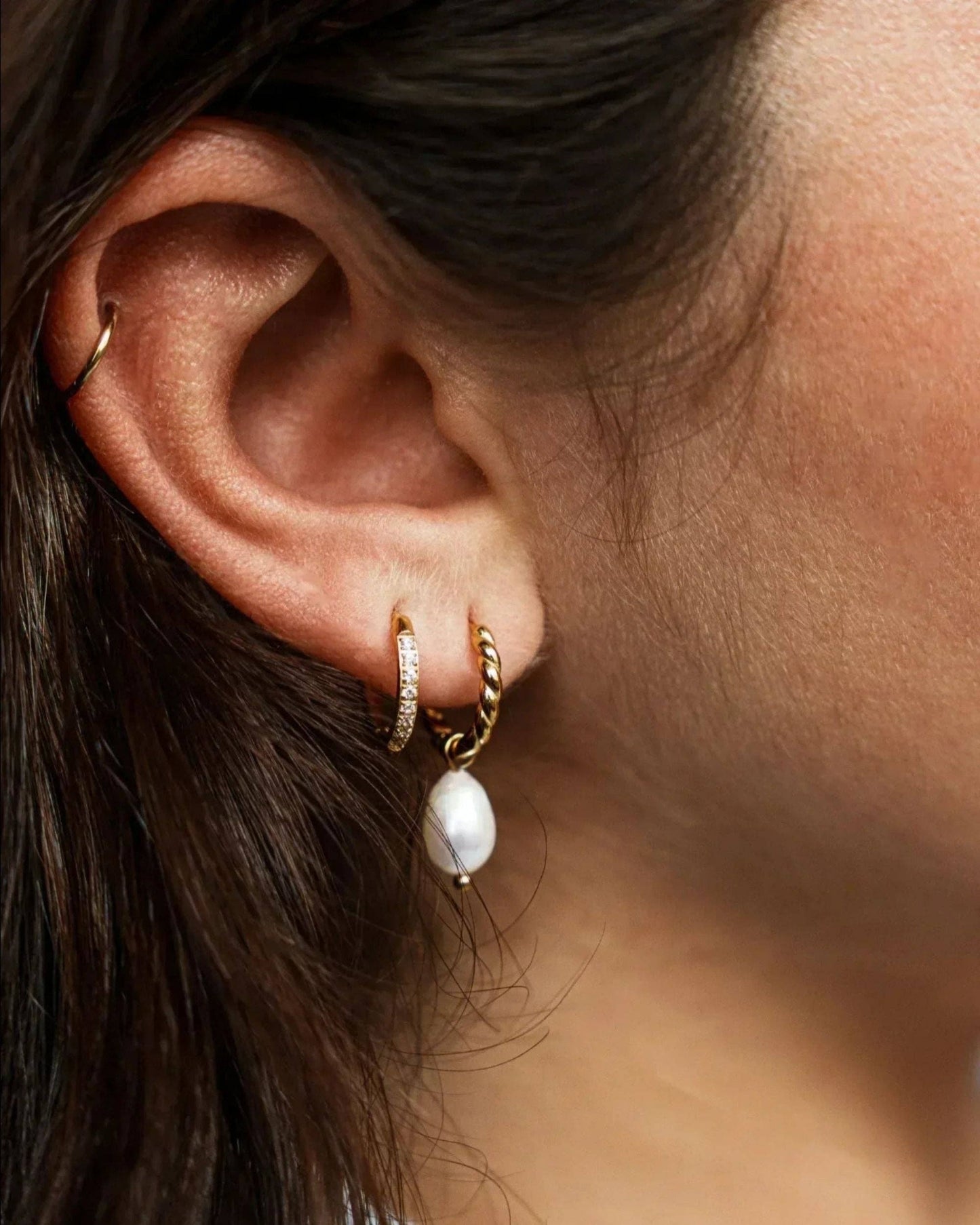 Dreamy Pearl Earrings