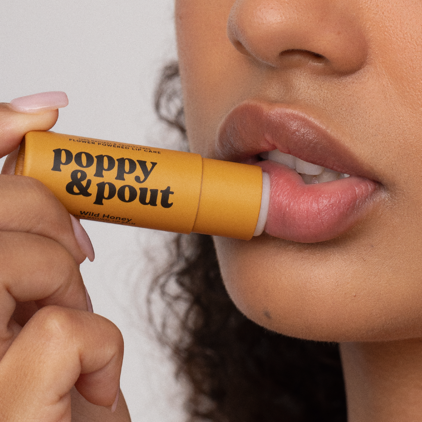 Poppy and Pout - Wild Honey